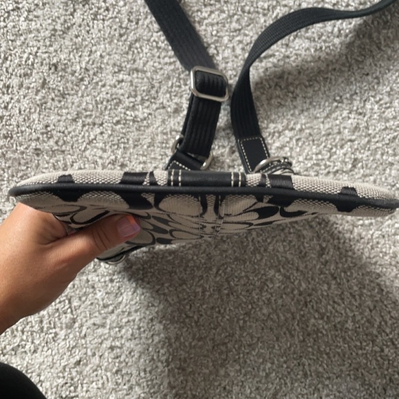 Coach small monogram crossbody canvas bag - Picture 11 of 11